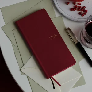 Leather Pomegranate Weeks Hardcover Book / Weekly Horizontal / JPN edition / Apr start / Mon start