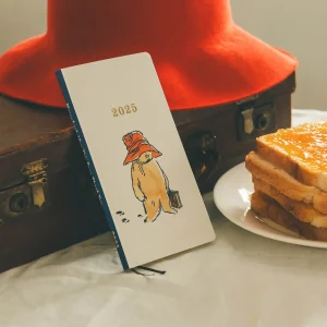 Paddington™ Please look after this bear. Thank you. Weeks Hardcover Book / Weekly Horizontal / JPN edition / Apr start / Mon start